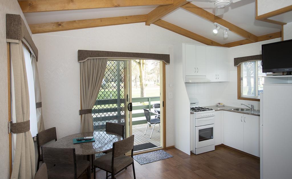 Big 4 Barossa Tourist Park Nuriootpa Quarto foto