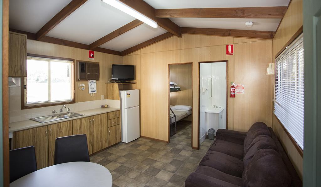 Big 4 Barossa Tourist Park Nuriootpa Quarto foto